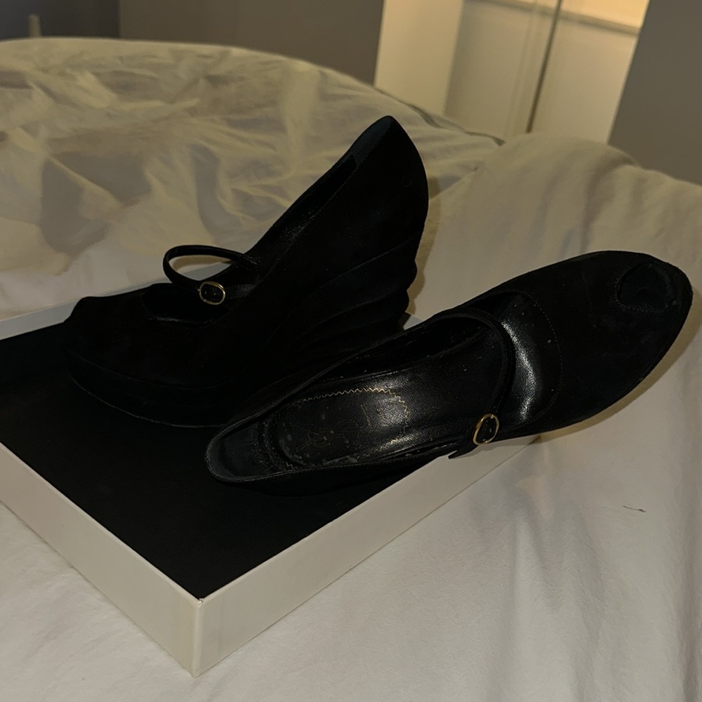 Authentic Saint Laurent Suede platform shoes - Picture 5 of 11